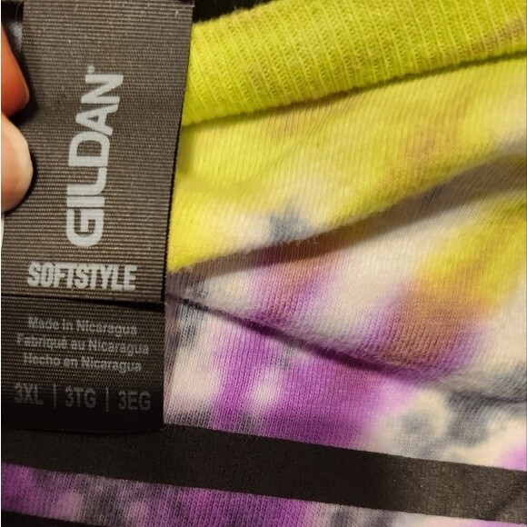 NWOT Spooky Witch University Ice Tye Dye Graphic Gildan Softstyle T-Shirt 3XL - Picture 2 of 3